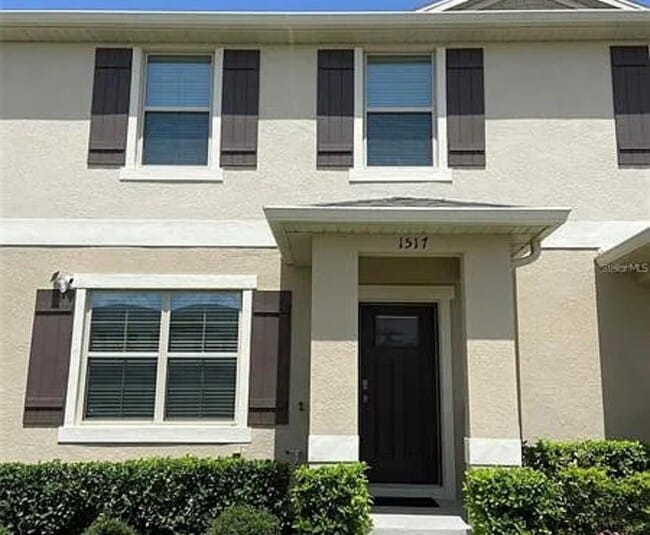 property at 1517 Southbury Dr