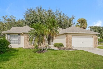 100 Bluebrook Ct in Oviedo, FL - Building Photo - Building Photo