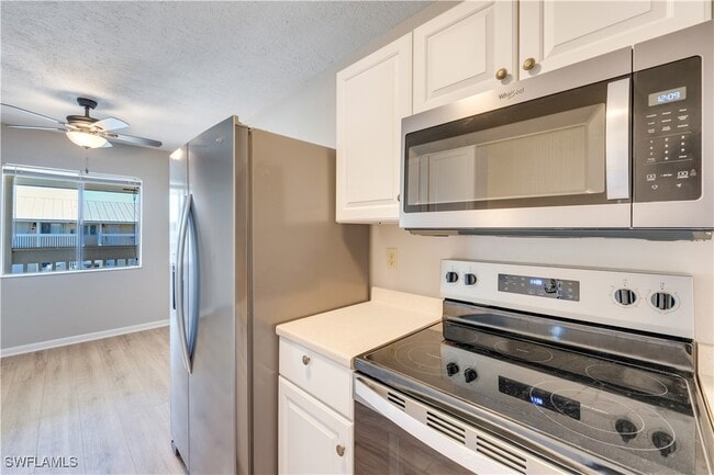 property at 4629 Bayshore Dr