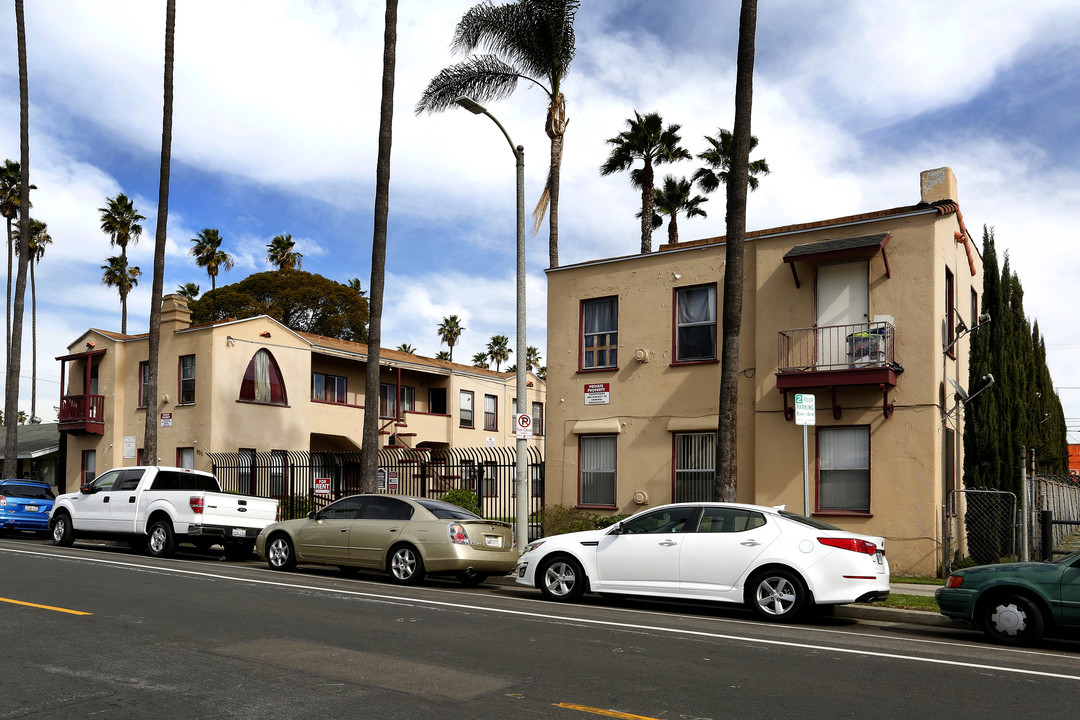 Marine Court in Wilmington, CA - Building Photo