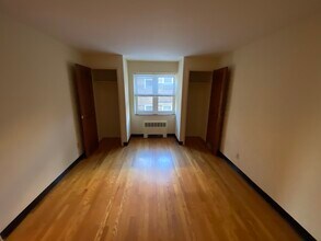 285 Massachusetts Ave in Arlington, MA - Foto de edificio - Building Photo