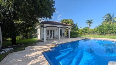 691 Ranch Rd in Weston, FL - Building Photo - Building Photo