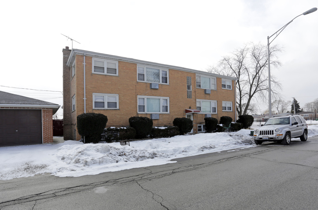 4801 S Lorel Ave in Chicago, IL - Foto de edificio