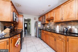 7416 Eldorado St in McLean, VA - Building Photo - Building Photo