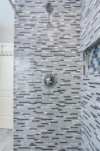 8020 Bendell Dr photo'