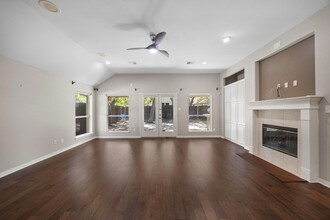 1400 Fall Creek Loop in Cedar Park, TX - Building Photo - Building Photo