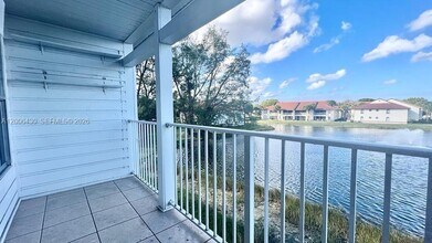 258 Cypress Point Dr in Palm Beach Gardens, FL - Building Photo - Building Photo