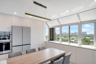 151 Crandon Blvd in Key Biscayne, FL - Building Photo - Building Photo