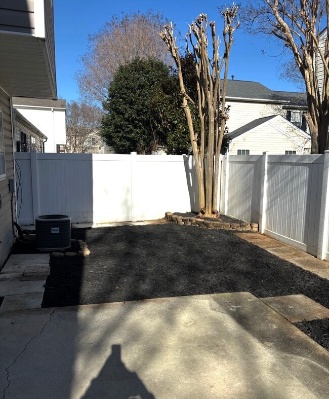 9420 Meadowmont View Dr in Charlotte, NC - Building Photo - Building Photo