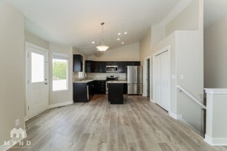 426 Diamant Ln in Tooele, UT - Building Photo - Building Photo
