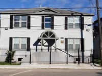 211 N Milby St photo'
