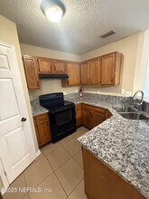 9951 Somerset Grove Ln in Jacksonville, FL - Building Photo - Building Photo