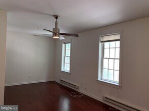 1300 Spruce St in Philadelphia, PA - Building Photo - Building Photo