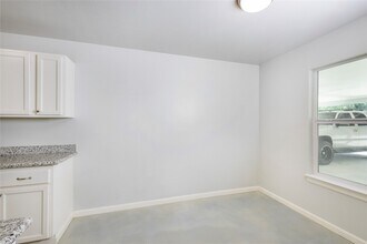 634 Luke St in Dayton, TX - Building Photo - Building Photo