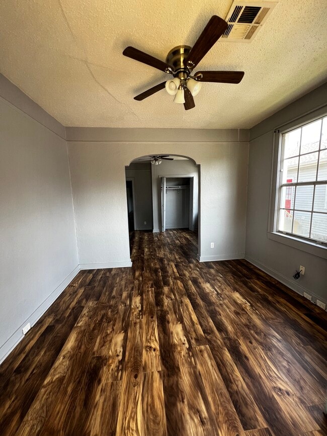 846 Lebeau St in Arabi, LA - Foto de edificio - Building Photo