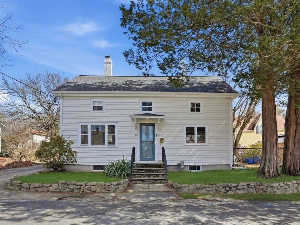 1 North St in Framingham, MA - Building Photo