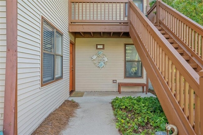 307 Harbour Oaks Dr in St. Simons Island, GA - Building Photo - Building Photo