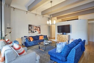 161 W 15th St in New York, NY - Building Photo - Building Photo