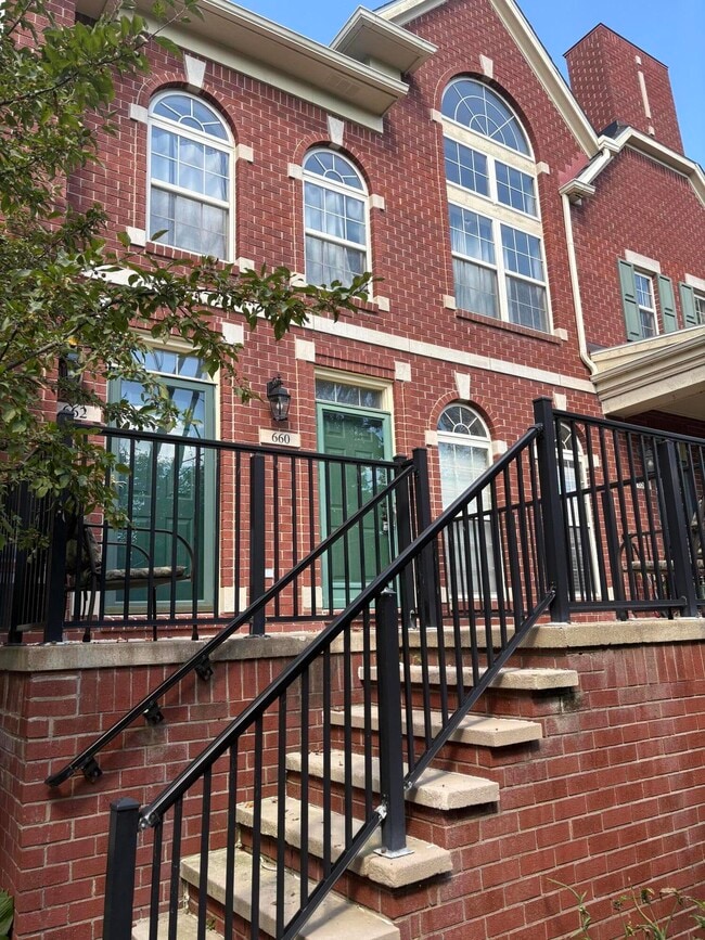 property at 660 Village Ln