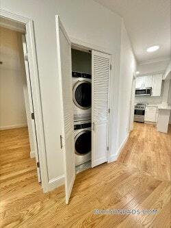 143 Park Dr, Unit 9 in Boston, MA - Building Photo - Building Photo