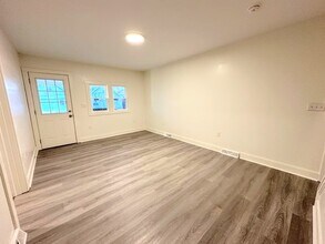 1337 Methyl St in Pittsburgh, PA - Building Photo - Building Photo