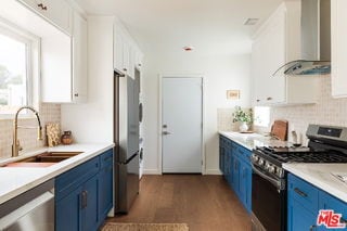 property at 784 Elmira St