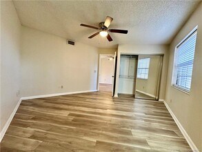 2041 NE Collins Cir in Jensen Beach, FL - Building Photo - Building Photo