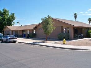 6238 E Greenway Cir in Mesa, AZ - Building Photo - Building Photo