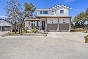 170 Bunker Rnch Blvd in Dripping Springs, TX - Building Photo