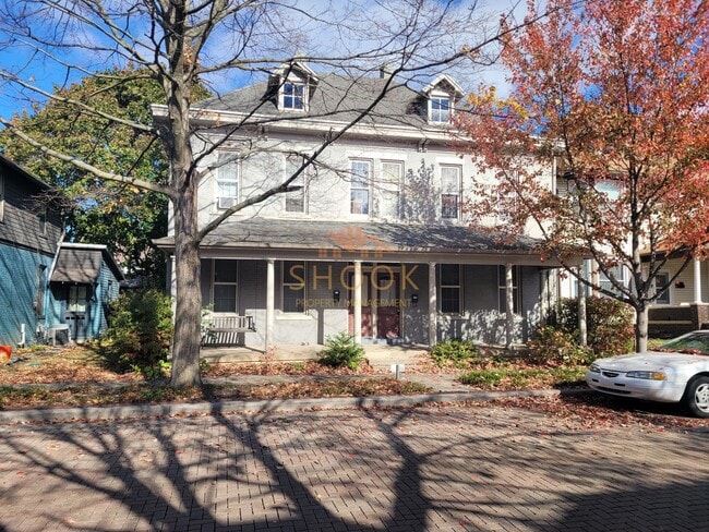 property at 912-914 North St