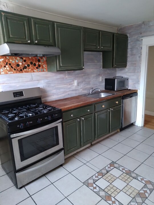 1448 S 17th St in Philadelphia, PA - Building Photo