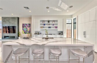 702 Blackrock Rim Dr in Henderson, NV - Building Photo - Building Photo