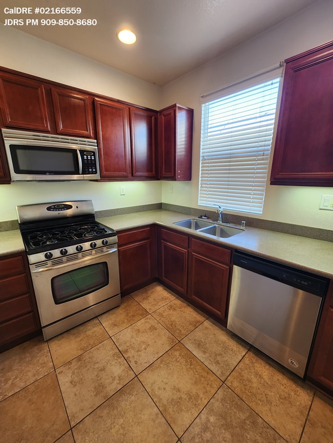 7025 Vining St in Chino, CA - Building Photo - Building Photo