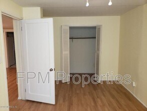 6348 Hyde Grove Ave in Jacksonville, FL - Building Photo - Building Photo