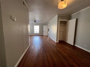 1849 W Main St in Houston, TX - Building Photo - Building Photo