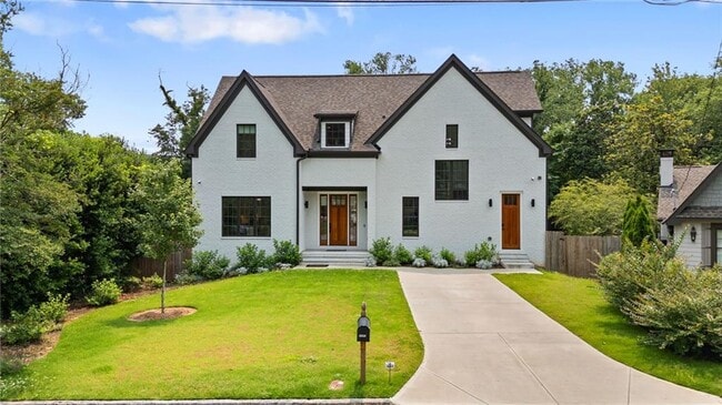 property at 2071 Fairhaven Cir NE