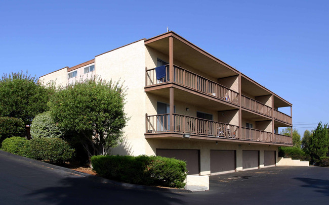 Tiffany Apartments in Vista, CA - Building Photo - Building Photo