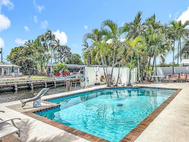 property at 1721 SW 3rd Ave