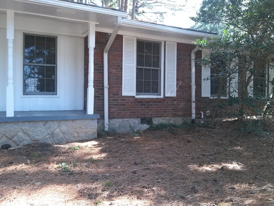 1920 King Alfred Dr SW in Atlanta, GA - Building Photo