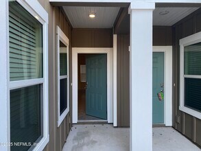 9589 Mira Loma Dr in Jacksonville, FL - Building Photo - Building Photo