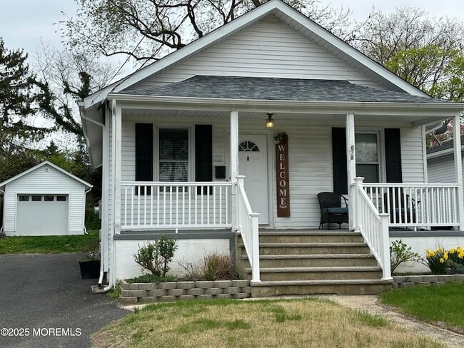 property at 678 Buttonwood Ave