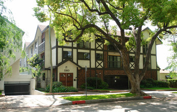 1160 Allen Ave in Glendale, CA - Building Photo - Building Photo