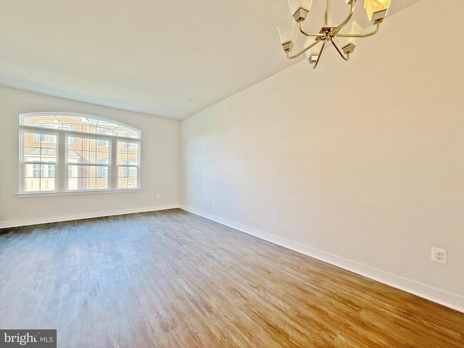 8102 Miner St in Greenbelt, MD - Building Photo - Building Photo