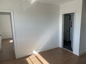 66 W 13th St in Hialeah, FL - Building Photo - Building Photo