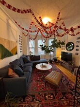 217 10th St in Hoboken, NJ - Building Photo - Building Photo