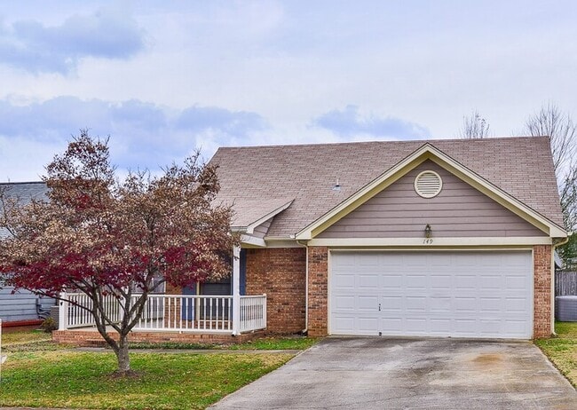 property at 149 Hollington Dr NE