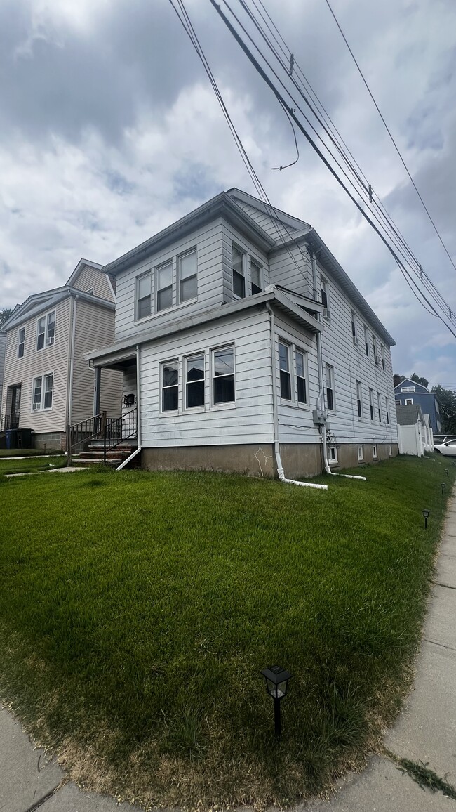 1 Glennon Pl, Unit 1 in West Orange, NJ - Foto de edificio - Building Photo