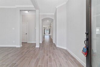 11127 Bluewater Lagoon Cir in Cypress, TX - Building Photo - Building Photo