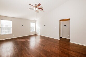 3738 Laurel Cherry Ln in Indianapolis, IN - Building Photo - Building Photo