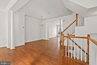 13044 Town Commons Dr in Germantown, MD - Building Photo - Building Photo